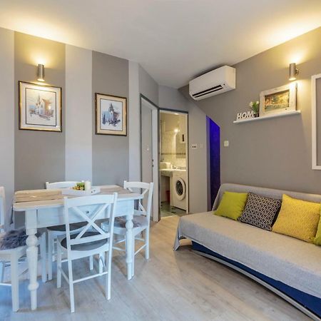 Apartments Villa Anka Komiza Ngoại thất bức ảnh
